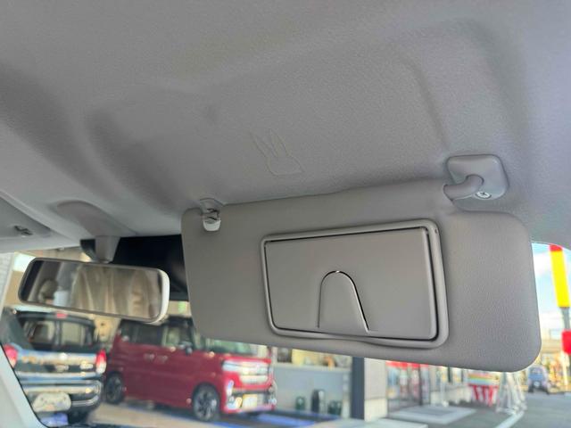 アルトラパン 　クリアランスソナー　レーンアシスト　衝突被害軽減システム　オートライト　スマートキー　アイドリングストップ　電動格納ミラー　シートヒーター　ベンチシート　ＣＶＴ　ＥＳＣ　エアコン　パワーウィンドウ（38枚目）