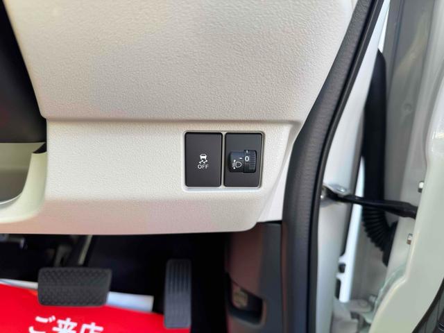 Ｎ－ＢＯＸ ベースグレード　片側電動スライドドア　オートライト　ヘッドライトウォッシャー　スマートキー　アイドリングストップ　電動格納ミラー　シートヒーター　ベンチシート　ＣＶＴ　ＥＳＣ　エアコン　パワーステアリング（8枚目）