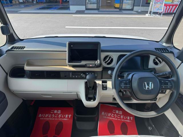 Ｎ－ＢＯＸ ベースグレード　両側スライド・両側電動　クリアランスソナー　オートクルーズコントロール　オートライト　スマートキー　アイドリングストップ　電動格納ミラー　シートヒーター　ベンチシート　ＣＶＴ　ＥＳＣ　エアコン（2枚目）