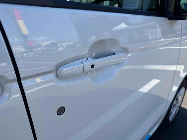 Ｎ－ＢＯＸ ベースグレード　両側スライド・両側電動　クリアランスソナー　オートクルーズコントロール　オートライト　スマートキー　アイドリングストップ　電動格納ミラー　シートヒーター　ベンチシート　ＣＶＴ　ＥＳＣ　エアコン（26枚目）