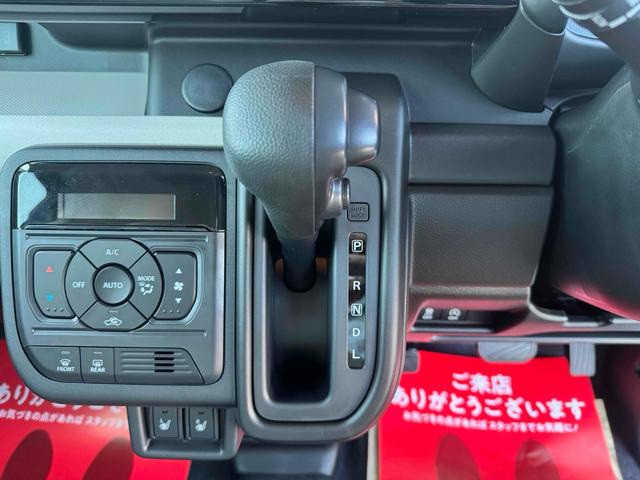 スペーシア ハイブリッドＸ　両側電動スライドドア　クリアランスソナー　オートライト　スマートキー　アイドリングストップ　電動格納ミラー　シートヒーター　ベンチシート　ＣＶＴ　盗難防止システム　ＡＢＳ　オットマン　エアコン（6枚目）