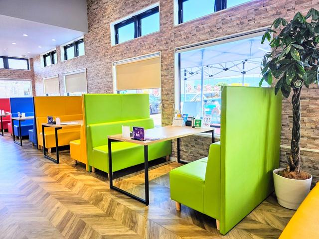 エブリイ Ｊリミテッド　両側スライドドア　クリアランスソナー　衝突被害軽減システム　ＬＥＤヘッドランプ　スマートキー　ＣＶＴ　盗難防止システム　ＡＢＳ　ＥＳＣ　衝突安全ボディ　エアコン　パワーステアリング　パワーウィンドウ（9枚目）