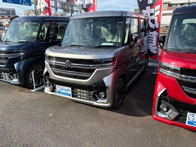 スペーシアカスタム ハイブリッドＸＳターボ　スライドドア　クリアランスソナー　オートクルーズコントロール　衝突被害軽減システム　ＬＥＤヘッドランプ　スマートキー　アイドリングストップ　ＣＶＴ　盗難防止システム　ＡＢＳ　ＥＳＣ　アルミホイール（2枚目）