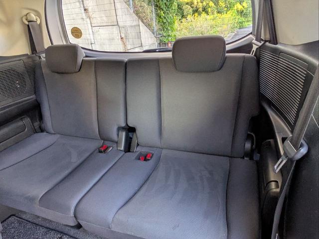 フリード Ｇ　ジャストセレクション　７人乗り／左側パワスラ／純正ナビ／キーレス／バックカメラ／ＥＴＣ／ステアリングリモコン／ＨＩＤライト／オートライト／本革巻きステアリング／タイミングチェーン／禁煙車／取説／保証書／スペアキー（45枚目）