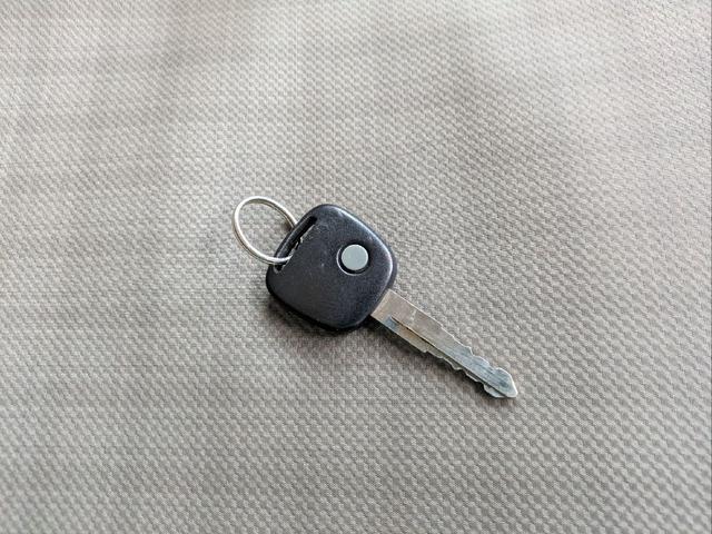 エブリイ ＰＡ　地区限定車ハイルーフ／黒ナンバー取得可能／３速ＡＴ／走行１万キロ台／車検２年付き／キーレス／ＥＴＣ／タイミングチェーン／禁煙車（15枚目）