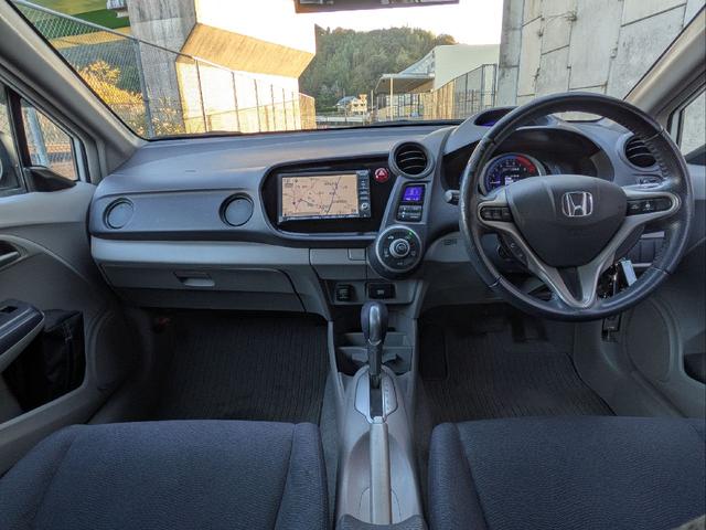 インサイト Ｌ　車検令和９年７月／タイヤ４本新品交換／キーレス／純正ＨＤＤナビ／ＨＩＤライト／バックカメラ／ＥＴＣ／本革巻きステアリング／ステアリモコン／タイミングチェーン／禁煙車／取説／スペアキー／保証書／記録簿／（15枚目）