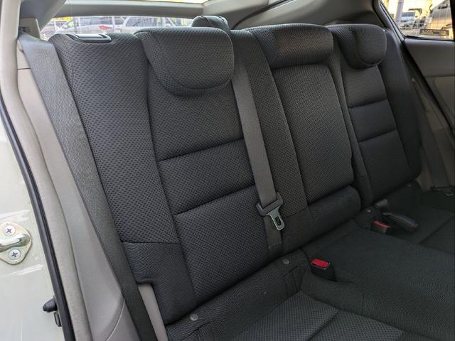 インサイト Ｌ　車検令和９年７月／タイヤ４本新品交換／キーレス／純正ＨＤＤナビ／ＨＩＤライト／バックカメラ／ＥＴＣ／本革巻きステアリング／ステアリモコン／タイミングチェーン／禁煙車／取説／スペアキー／保証書／記録簿／（35枚目）