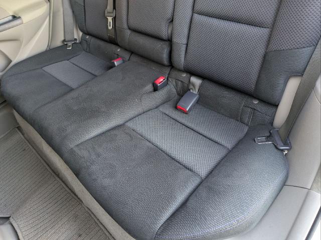 インサイト Ｌ　車検令和９年７月／タイヤ４本新品交換／キーレス／純正ＨＤＤナビ／ＨＩＤライト／バックカメラ／ＥＴＣ／本革巻きステアリング／ステアリモコン／タイミングチェーン／禁煙車／取説／スペアキー／保証書／記録簿／（42枚目）