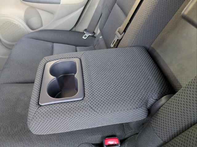 インサイト Ｌ　車検令和９年７月／タイヤ４本新品交換／キーレス／純正ＨＤＤナビ／ＨＩＤライト／バックカメラ／ＥＴＣ／本革巻きステアリング／ステアリモコン／タイミングチェーン／禁煙車／取説／スペアキー／保証書／記録簿／（43枚目）