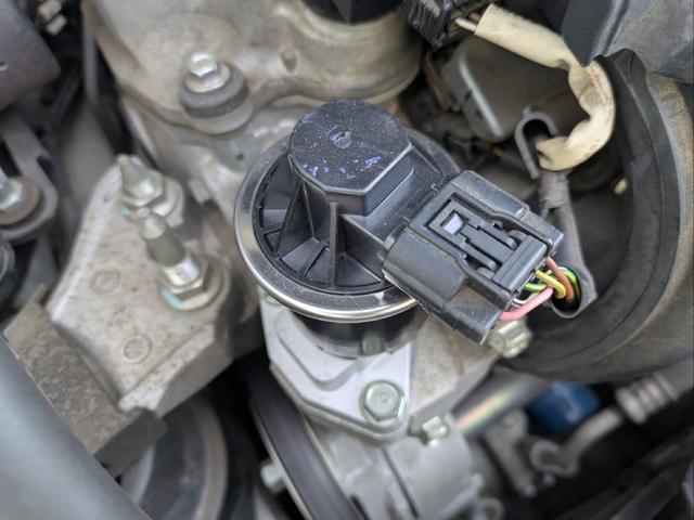 インサイト Ｌ　車検令和９年７月／タイヤ４本新品交換／キーレス／純正ＨＤＤナビ／ＨＩＤライト／バックカメラ／ＥＴＣ／本革巻きステアリング／ステアリモコン／タイミングチェーン／禁煙車／取説／スペアキー／保証書／記録簿／（52枚目）