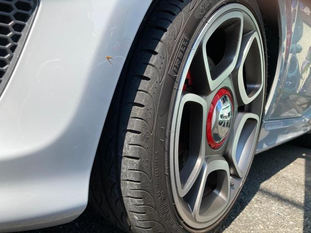 アバルト５９５ コンペティツィオーネ　ディーラー　右ハンドル　禁煙車　キーレス　アルミホイール（4枚目）