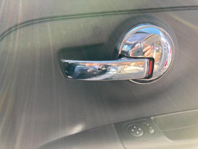 アバルト５９５ コンペティツィオーネ　ディーラー　右ハンドル　禁煙車　キーレス　アルミホイール（30枚目）