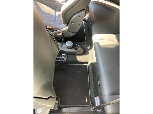 アバルト５９５ コンペティツィオーネ　ディーラー　右ハンドル　禁煙車　キーレス　アルミホイール（37枚目）