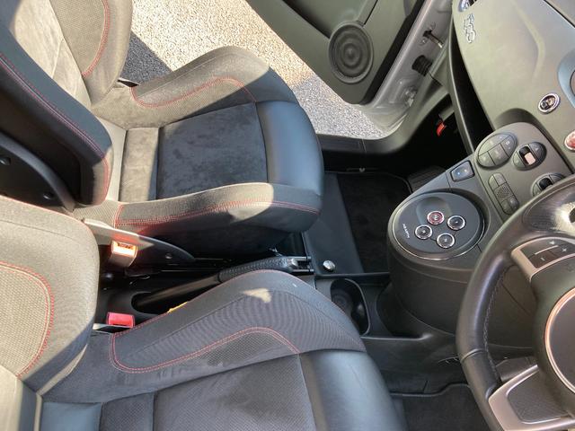 アバルト５９５ コンペティツィオーネ　ディーラー　右ハンドル　禁煙車　キーレス　アルミホイール（50枚目）