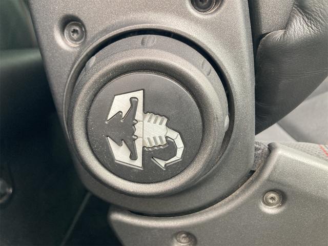 アバルト５９５ コンペティツィオーネ　ディーラー　右ハンドル　禁煙車　キーレス　アルミホイール（56枚目）