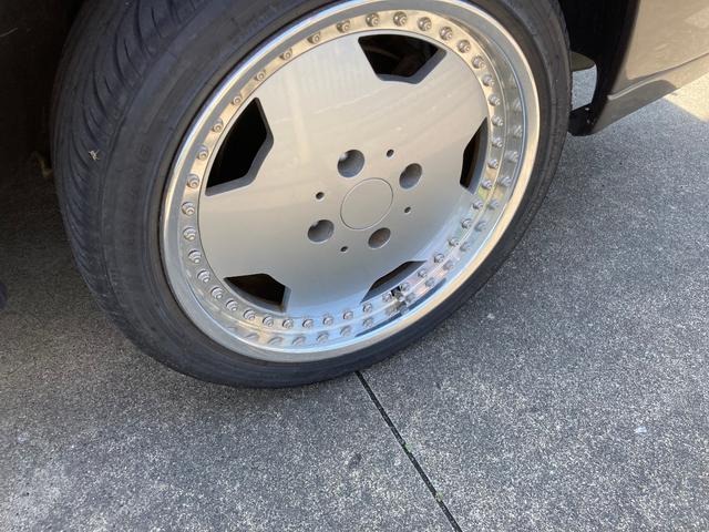 アベニールサリュー サリューＸ　ＧＴターボ　４ＷＤ　オートマ　インタークーラー付きターボ　ワンオーナー　禁煙車　エアコン　パワーステアリング　パワーウインドウ　２０００ｃｃ（16枚目）