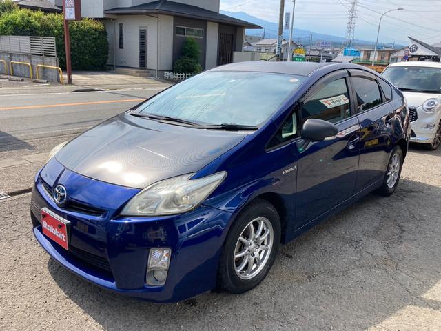 プリウス Ｓ　リフトアップ／ＡＴタイヤ／ＴＨＵＬＥベースキャリア／ルーフラック／バグガード／ＵＳヘッドライト（風ｗ）／スマートキー／プッシュスタート／純正バイザー／フロアマット／ＬＥＤライト（9枚目）