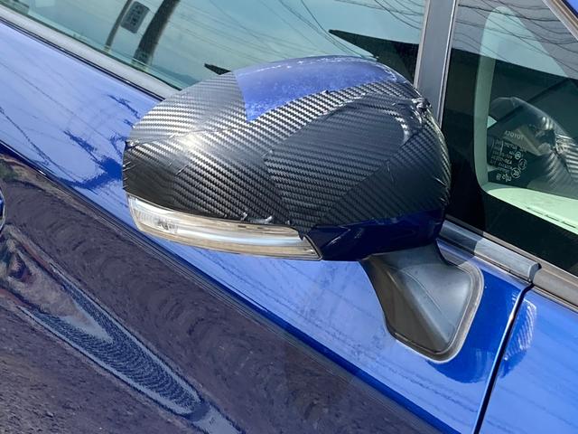 プリウス Ｓ　リフトアップ／ＡＴタイヤ／ＴＨＵＬＥベースキャリア／ルーフラック／バグガード／ＵＳヘッドライト（風ｗ）／スマートキー／プッシュスタート／純正バイザー／フロアマット／ＬＥＤライト（10枚目）