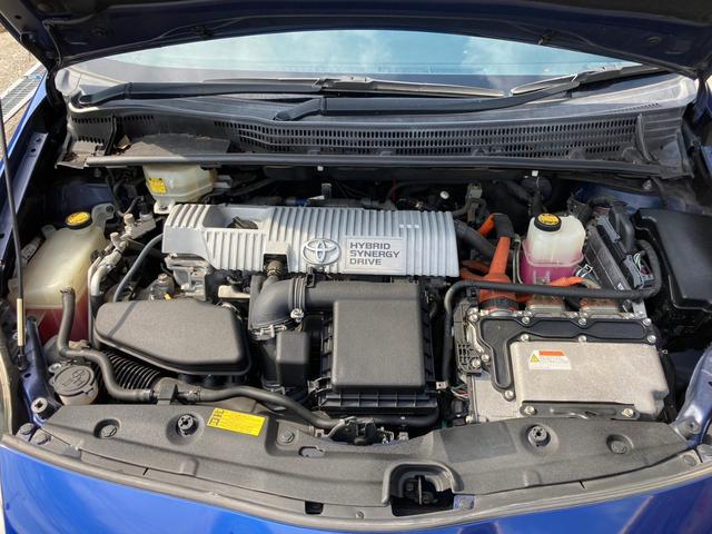 プリウス Ｓ　リフトアップ／ＡＴタイヤ／ＴＨＵＬＥベースキャリア／ルーフラック／バグガード／ＵＳヘッドライト（風ｗ）／スマートキー／プッシュスタート／純正バイザー／フロアマット／ＬＥＤライト（51枚目）