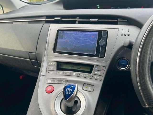 プリウス Ｓ　後期モデル／純正ブラック２０２／社外１ｉｎｃｈアルミホイール／純正ナビゲーションシステム／バックカメラ／地デジフルセグ／Ｂｌｕｅｔｏｏｔｈ／スマートキー＆プッシュスタート／ビルトインＥＴＣ／修復歴無（31枚目）