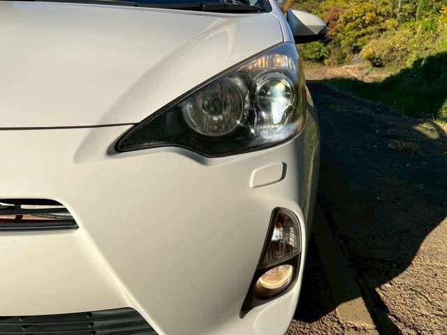 アクア G 8万K台/パールホワイト/純正ナビゲーション/地デジTV/Bluetooth/キーレスエントリー/シートヒーター/ETC/HIDライト/電動格納ミラー/修復歴無/純正フロアマット/純正サイドバイザー(17枚目)