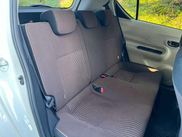 アクア G 8万K台/パールホワイト/純正ナビゲーション/地デジTV/Bluetooth/キーレスエントリー/シートヒーター/ETC/HIDライト/電動格納ミラー/修復歴無/純正フロアマット/純正サイドバイザー(38枚目)