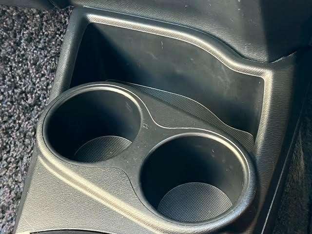 アクア G 8万K台/パールホワイト/純正ナビゲーション/地デジTV/Bluetooth/キーレスエントリー/シートヒーター/ETC/HIDライト/電動格納ミラー/修復歴無/純正フロアマット/純正サイドバイザー(52枚目)