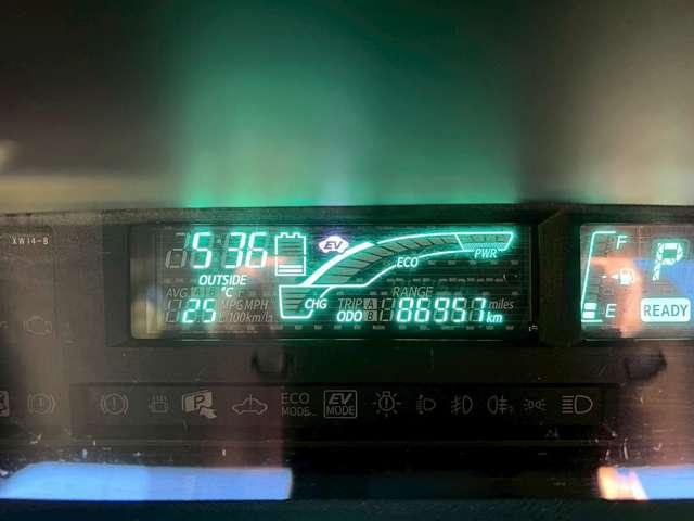 アクア G 8万K台/パールホワイト/純正ナビゲーション/地デジTV/Bluetooth/キーレスエントリー/シートヒーター/ETC/HIDライト/電動格納ミラー/修復歴無/純正フロアマット/純正サイドバイザー(56枚目)