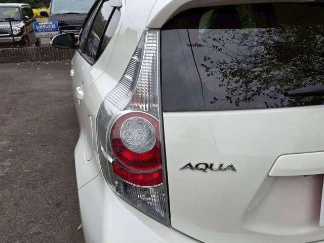 アクア 修復歴無し/パールホワイト/ECLIPSEナビゲーション/地デジTV/AUX&USB入力/バックカメラ/社外アルミホイール/ETC/オ-トヘッドライト/純正サイドバイザー/純正フロアマット(18枚目)