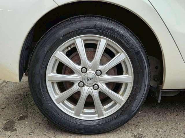 アクア 修復歴無し/パールホワイト/ECLIPSEナビゲーション/地デジTV/AUX&USB入力/バックカメラ/社外アルミホイール/ETC/オ-トヘッドライト/純正サイドバイザー/純正フロアマット(23枚目)