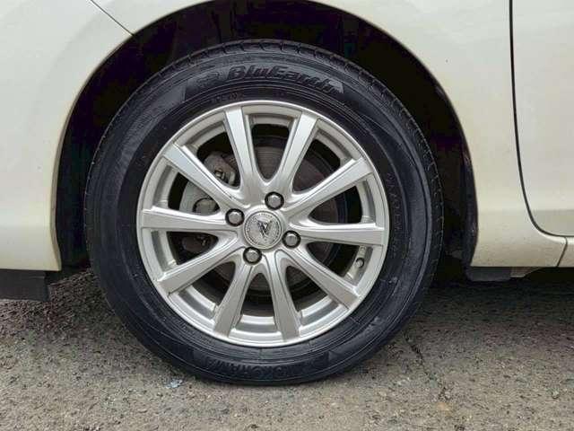 アクア 修復歴無し/パールホワイト/ECLIPSEナビゲーション/地デジTV/AUX&USB入力/バックカメラ/社外アルミホイール/ETC/オ-トヘッドライト/純正サイドバイザー/純正フロアマット(24枚目)