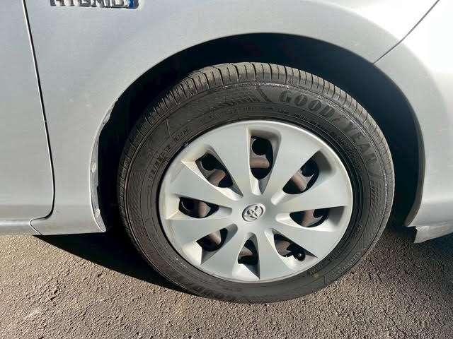 アクア S 修復歴無し/アイドリングストップ/キーレスエントリー/純正サイドバイザー/純正フロアマット/carrozzeria CDデッキ/USB&AUX入力/オートエアコン/電動格納サイドミラー(16枚目)