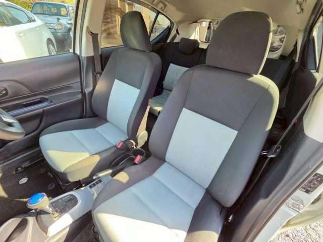 アクア S パールホワイト/純正ナビゲーション/Bluetooth/地デジTV/キーレスエントリー/修復歴無し/純正サイドバイザー/純正フロアマット/オートエアコン/アイドリングストップ/電動格納サイドミラー(28枚目)