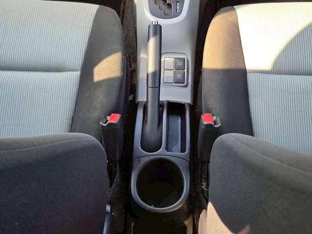 アクア S パールホワイト/純正ナビゲーション/Bluetooth/地デジTV/キーレスエントリー/修復歴無し/純正サイドバイザー/純正フロアマット/オートエアコン/アイドリングストップ/電動格納サイドミラー(50枚目)