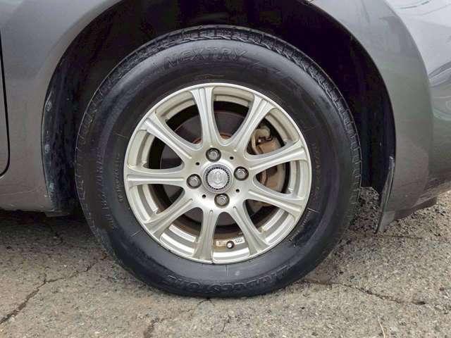ノート X 4万K台/純正ナビゲーション/SDミュージックサーバー/バックカメラ/スマートキー&プッシュスタート/アイドリングストップ/修復歴無し/純正サイドバイザー/純正フロアマット/社外アルミホイール(20枚目)