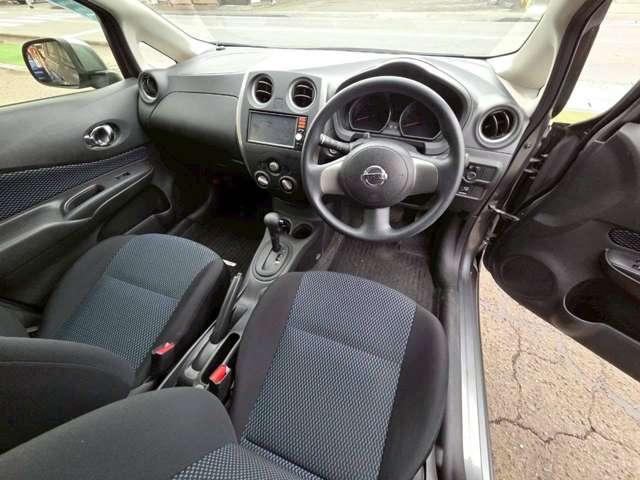 ノート X 4万K台/純正ナビゲーション/SDミュージックサーバー/バックカメラ/スマートキー&プッシュスタート/アイドリングストップ/修復歴無し/純正サイドバイザー/純正フロアマット/社外アルミホイール(27枚目)