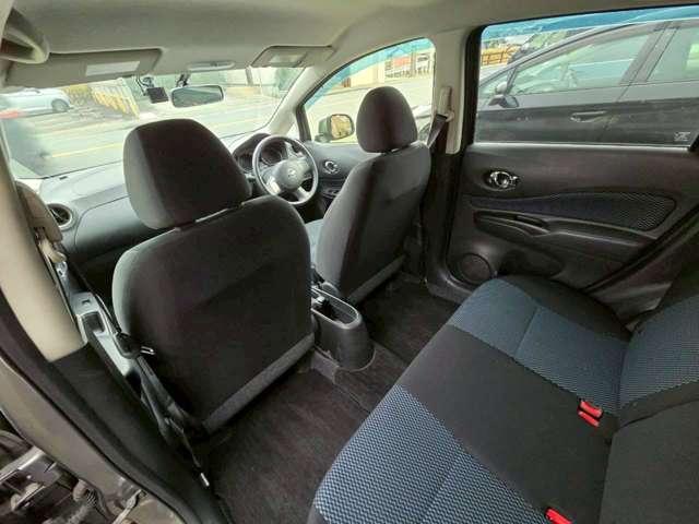 ノート X 4万K台/純正ナビゲーション/SDミュージックサーバー/バックカメラ/スマートキー&プッシュスタート/アイドリングストップ/修復歴無し/純正サイドバイザー/純正フロアマット/社外アルミホイール(30枚目)