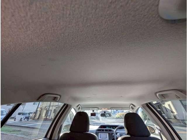 アクア Ｓ　７万Ｋ台／純正ナビゲーション／ＥＴＣ／ドライブレコーダー／スマートキー＆プッシュスタート／純正フロアマット／純正サイドバイザー／社外アルミホイール／前後ドライブレコーダー／修復歴無し／電動格納ミラー（68枚目）