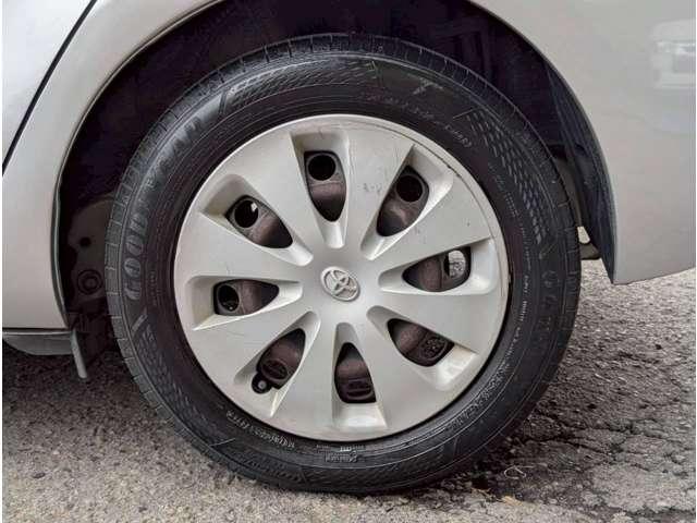 アクア Ｓ　純正ナビゲーション／地デジＴＶ／Ｂｌｕｅｔｏｏｔｈ／バックカメラ／スマートキー＆プッシュスタート／ＥＴＣ／純正フロアマット／純正サイドバイザー／電動格納サイドミラー／オートエアコン／修復歴無し（17枚目）