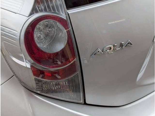 アクア Ｓ　純正ナビゲーション／地デジＴＶ／Ｂｌｕｅｔｏｏｔｈ／バックカメラ／スマートキー＆プッシュスタート／ＥＴＣ／純正フロアマット／純正サイドバイザー／電動格納サイドミラー／オートエアコン／修復歴無し（20枚目）