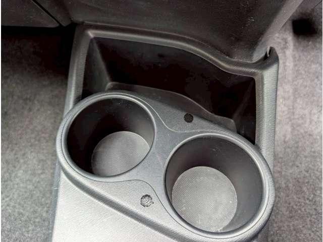 アクア Ｓ　純正ナビゲーション／地デジＴＶ／Ｂｌｕｅｔｏｏｔｈ／バックカメラ／スマートキー＆プッシュスタート／ＥＴＣ／純正フロアマット／純正サイドバイザー／電動格納サイドミラー／オートエアコン／修復歴無し（32枚目）