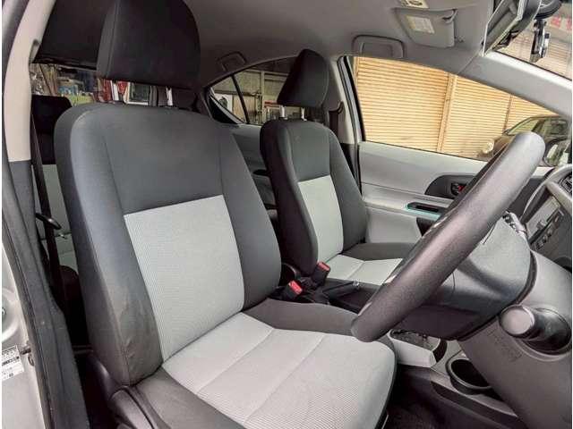 アクア Ｓ　純正ナビゲーション／地デジＴＶ／Ｂｌｕｅｔｏｏｔｈ／バックカメラ／スマートキー＆プッシュスタート／ＥＴＣ／純正フロアマット／純正サイドバイザー／電動格納サイドミラー／オートエアコン／修復歴無し（41枚目）