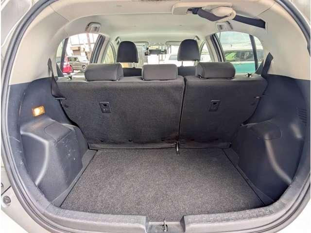 アクア Ｓ　純正ナビゲーション／地デジＴＶ／Ｂｌｕｅｔｏｏｔｈ／バックカメラ／スマートキー＆プッシュスタート／ＥＴＣ／純正フロアマット／純正サイドバイザー／電動格納サイドミラー／オートエアコン／修復歴無し（50枚目）