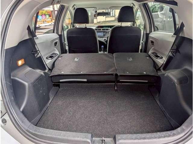 アクア Ｓ　純正ナビゲーション／地デジＴＶ／Ｂｌｕｅｔｏｏｔｈ／バックカメラ／スマートキー＆プッシュスタート／ＥＴＣ／純正フロアマット／純正サイドバイザー／電動格納サイドミラー／オートエアコン／修復歴無し（51枚目）