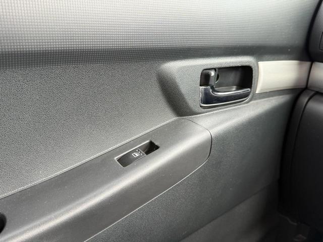 ムーヴコンテ カスタム　ＲＳ　禁煙車　ＨＤＤナビ　バックカメラ　１５インチアルミホイール　運転席電動パワーシート　ＥＴＣ（11枚目）