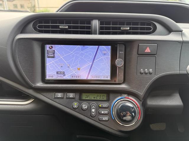 アクア Ｇブラックソフトレザーセレクション　禁煙車　専用シート　フルエアロ　純正ナビ　バックカメラ　Ｂｌｕｅｔｏｏｔｈ接続　前席シートヒーター　前後ドラレコ　ＥＴＣ　スマートキー×２個　１年保証付（3枚目）