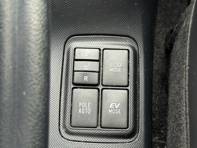 アクア Ｇブラックソフトレザーセレクション　禁煙車　専用シート　フルエアロ　純正ナビ　バックカメラ　Ｂｌｕｅｔｏｏｔｈ接続　前席シートヒーター　前後ドラレコ　ＥＴＣ　スマートキー×２個　１年保証付（7枚目）