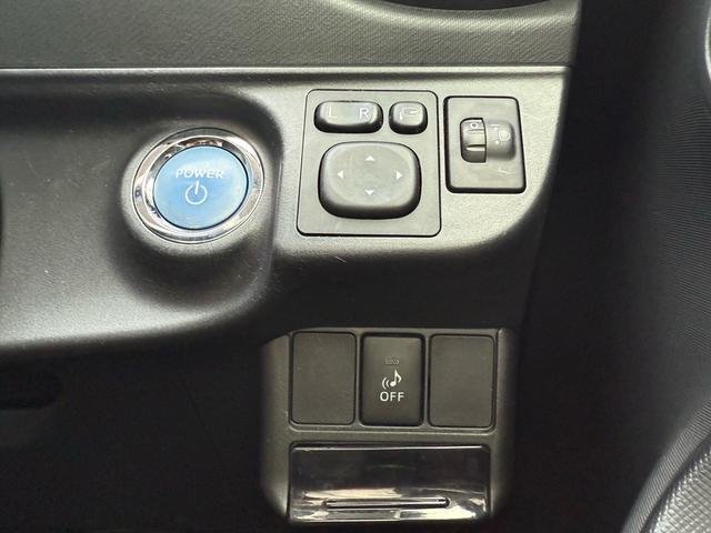 アクア Ｇブラックソフトレザーセレクション　禁煙車　専用シート　フルエアロ　純正ナビ　バックカメラ　Ｂｌｕｅｔｏｏｔｈ接続　前席シートヒーター　前後ドラレコ　ＥＴＣ　スマートキー×２個　１年保証付（10枚目）