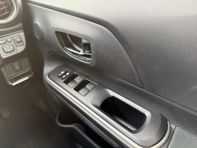 アクア Ｇブラックソフトレザーセレクション　禁煙車　専用シート　フルエアロ　純正ナビ　バックカメラ　Ｂｌｕｅｔｏｏｔｈ接続　前席シートヒーター　前後ドラレコ　ＥＴＣ　スマートキー×２個　１年保証付（15枚目）