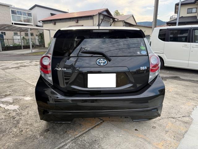 アクア Ｇブラックソフトレザーセレクション　禁煙車　専用シート　フルエアロ　純正ナビ　バックカメラ　Ｂｌｕｅｔｏｏｔｈ接続　前席シートヒーター　前後ドラレコ　ＥＴＣ　スマートキー×２個　１年保証付（19枚目）